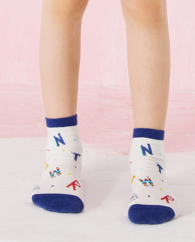 Aimer Kids袜子|爱慕儿童袜子男孩字母小怪印花童袜AK2944561